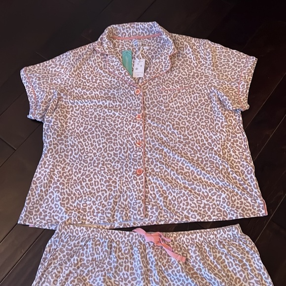 Seeing Stars Pajama plus size set - Picture 3 of 5